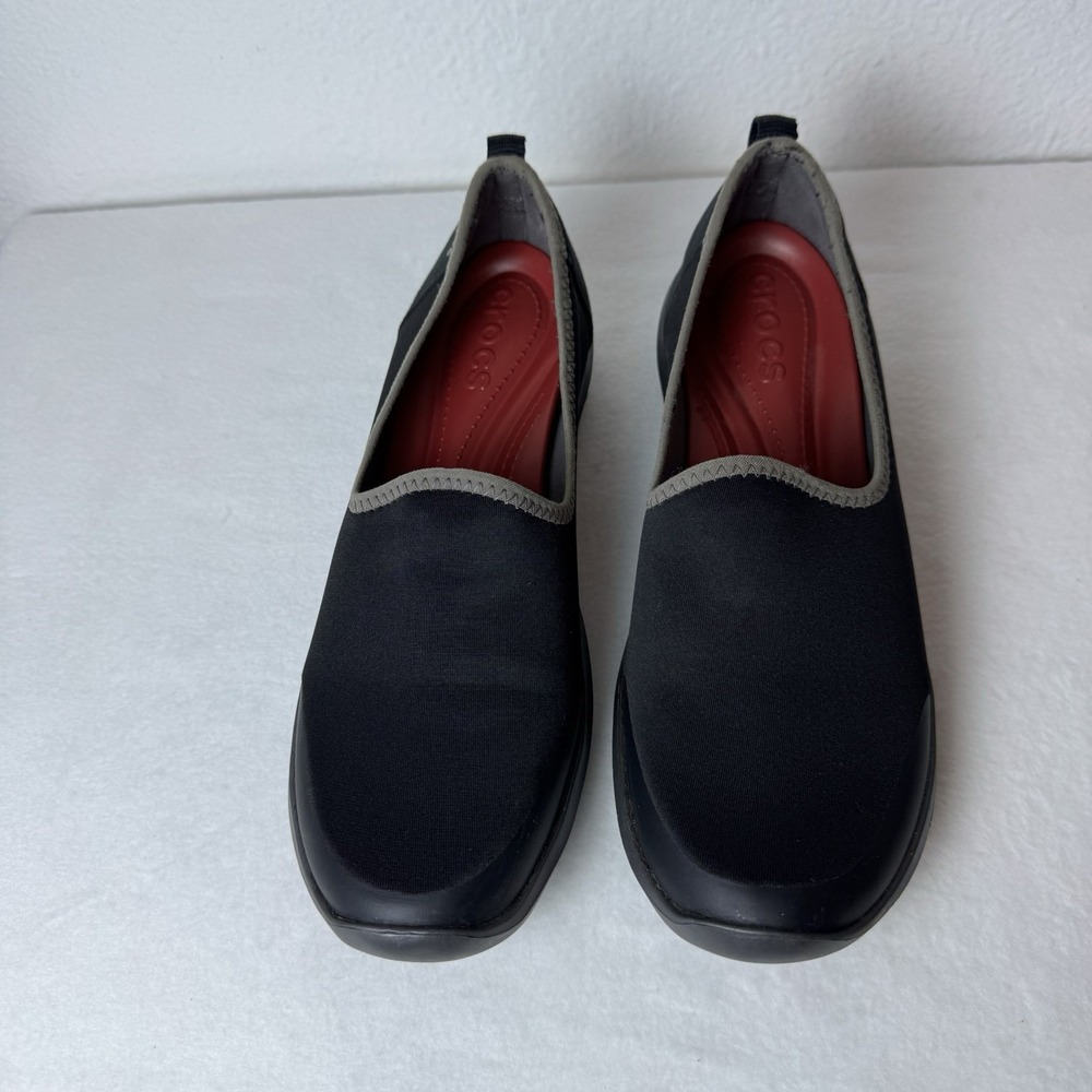 Crocs Busy Day Stretch Skimmer Slip On Comfort Shoes Women's size 10 Black - Picture 3 of 13